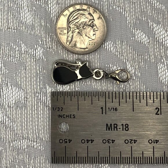 Arm & Hammer KittyCrew Toggle Closure Chain Bracelet with 5 Purr-fect Cat Charms - Picture 14 of 15